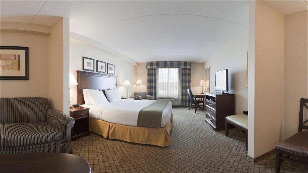 Holiday Inn Express & Suites Huntsville By Ihg Екстериор снимка